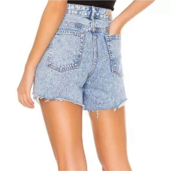 GRLFRND Jordan High Rise Shorts in Yaya Distressed Raw Hem Button Fly - Picture 2 of 12